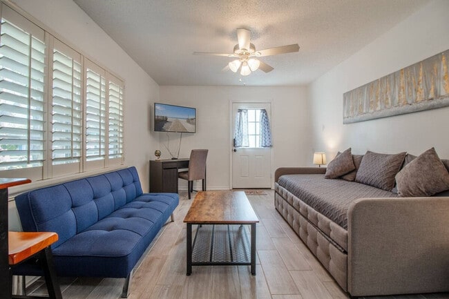 3037 Peel Ave, Unit SI ID1094210P in Orlando, FL - Building Photo - Building Photo