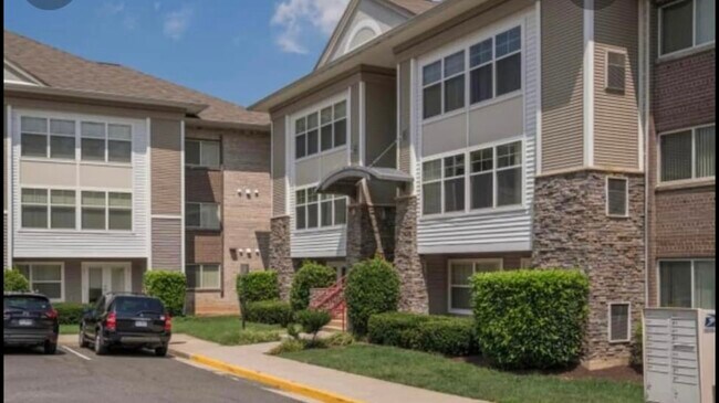 2203 N Van Dorn St in Alexandria, VA - Building Photo - Building Photo