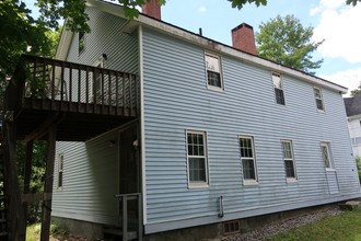 15 Mechanic St in Bucksport, ME - Foto de edificio - Building Photo