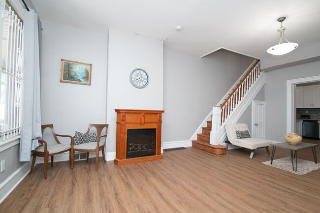 property at 3717 N Gratz St