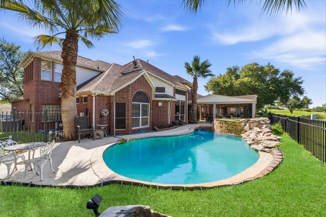 11823 Canyon Mills Dr