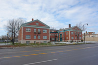 345 Lake Ave in Rochester, NY - Foto de edificio - Building Photo