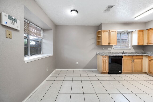 property at 4918 Quailgate Dr