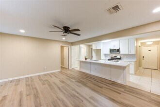 25507 Glen Loch Dr in Spring, TX - Building Photo - Building Photo