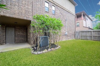 4018 Childress St in Houston, TX - Building Photo - Building Photo