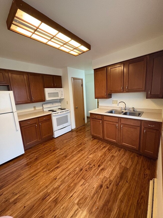 630 Otter Ave in Oshkosh, WI - Building Photo - Building Photo