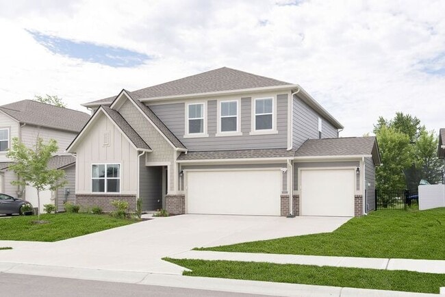 4823 Oak Hl Dr in Ulen, IN - Building Photo - Building Photo