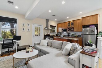 67 Gates St in Boston, MA - Building Photo - Building Photo