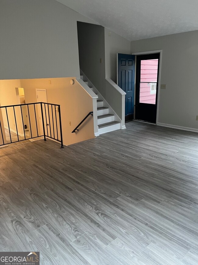 1560 Pin Oak Ln SE in Conyers, GA - Building Photo - Building Photo
