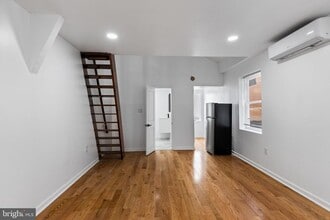 1223 Spruce St in Philadelphia, PA - Building Photo - Building Photo