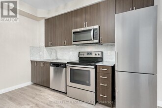 22 E Haven Dr in Toronto, ON - Building Photo - Building Photo