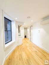 223 E 96th St in New York, NY - Building Photo - Building Photo