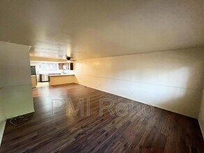 2643 Powder Dr in Reno, NV - Building Photo - Building Photo