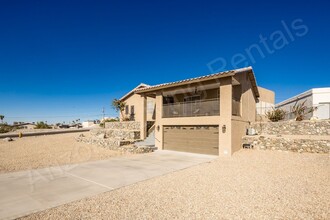 3201 Dolphin Dr in Lake Havasu City, AZ - Building Photo - Building Photo