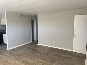 4818 Unruh Ave, Unit 2 in Philadelphia, PA - Building Photo - Building Photo