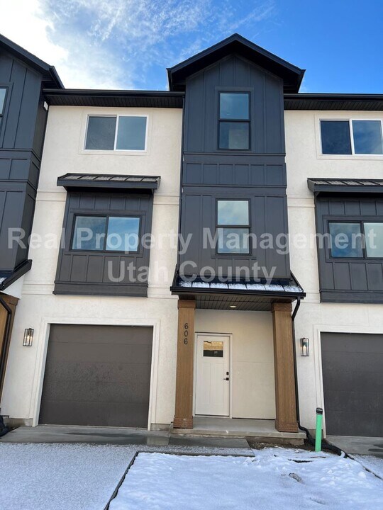 606 E 340 S in American Fork, UT - Building Photo