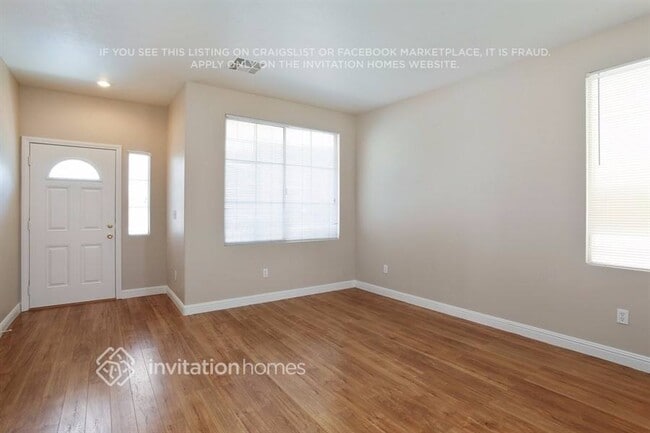 9428 Warm Waters Ave in Las Vegas, NV - Building Photo - Building Photo