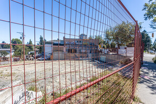 1303 Kingsway in Vancouver, BC - Building Photo - Building Photo