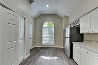 4203 Mountain Peak Way in Houston, TX - Building Photo - Building Photo