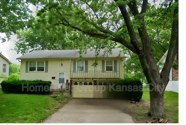 property at 4201 S Milton Dr