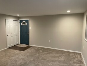 511 Foster St in Philadelphia, PA - Building Photo - Building Photo