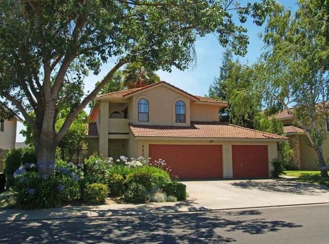 property at 2524 Garlandwood Dr