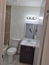 15421 SW 81st Cir Ln in Miami, FL - Building Photo - Building Photo