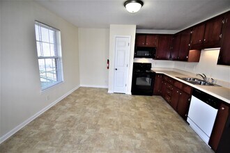 313 S 7th St in Clarksville, TN - Building Photo - Building Photo