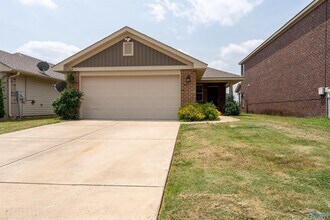 200 Bermuda Lakes Dr in Meridianville, AL - Building Photo - Building Photo