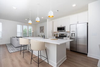 Residences at Kingwood East in Kingwood, TX - Building Photo - Building Photo