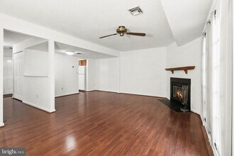 503 Barrington Ct in Palmyra, PA - Building Photo - Building Photo