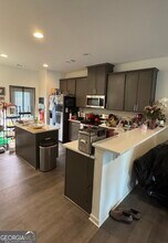 776 Crestwell Cir in Atlanta, GA - Building Photo - Building Photo