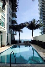 186 SE 12th Terrace in Miami, FL - Building Photo - Building Photo