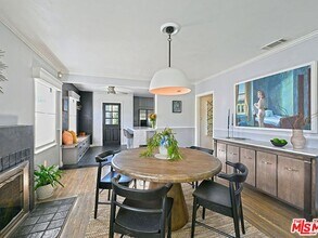 1833 Brockton Ave in Los Angeles, CA - Building Photo - Building Photo