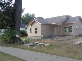 1202 W 11th St in Little Rock, AR - Building Photo