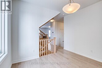 849 Tea Landing in Milton, ON - Building Photo - Building Photo