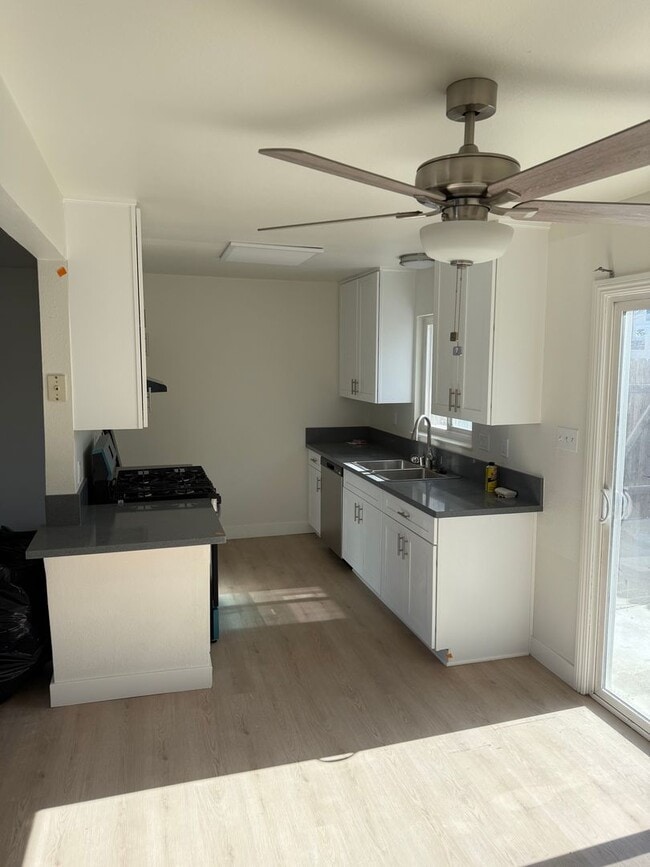 property at 2849 Lemon St