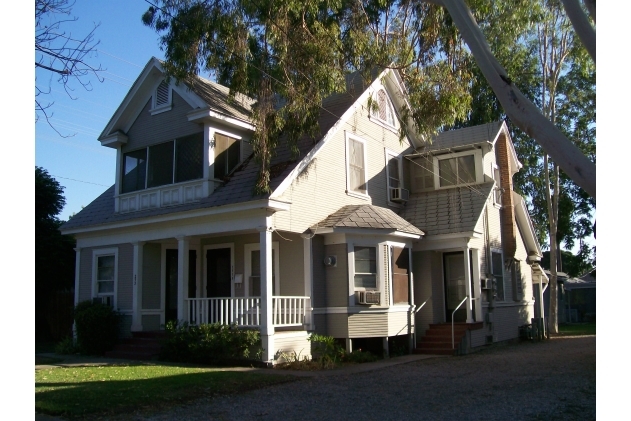 250-252 Sonora St in Redlands, CA - Foto de edificio