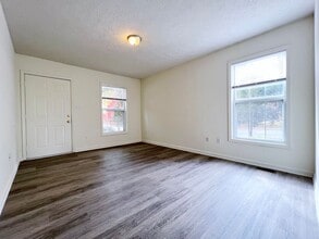 2200 Spring Garden St in Greensboro, NC - Building Photo - Building Photo