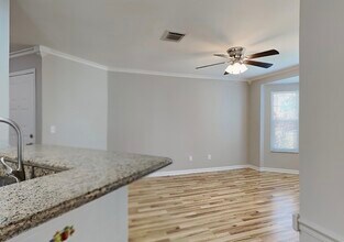 103 Coralwood Cir in Kissimmee, FL - Building Photo - Building Photo