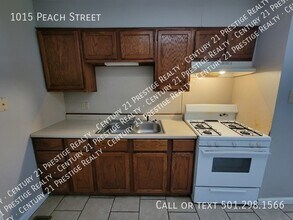 1015 Peach St in Jacksonville, AR - Building Photo - Building Photo