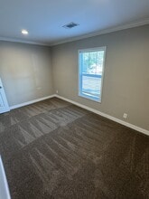 9027 Fairglade Dr N in Jacksonville, FL - Building Photo - Building Photo