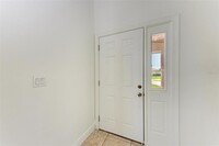 822 Diane Cir in Englewood, FL - Building Photo - Building Photo