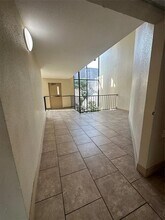206 Plaza Verde Dr in Houston, TX - Building Photo - Building Photo