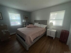 90 Coles St in Glen Cove, NY - Building Photo - Building Photo