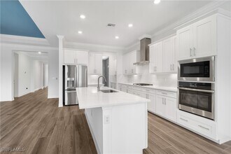 13528 Blue Bay Cir in Ft. Myers, FL - Building Photo - Building Photo