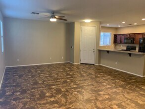 1265 S Aaron in Mesa, AZ - Foto de edificio - Building Photo