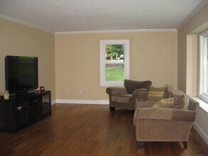 7 Jarrod Dr in Danbury, CT - Building Photo - Building Photo