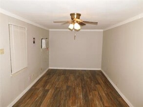 1012.5 Denton St in Denton, TX - Building Photo - Building Photo