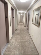 330 E 49th St in New York, NY - Building Photo - Building Photo